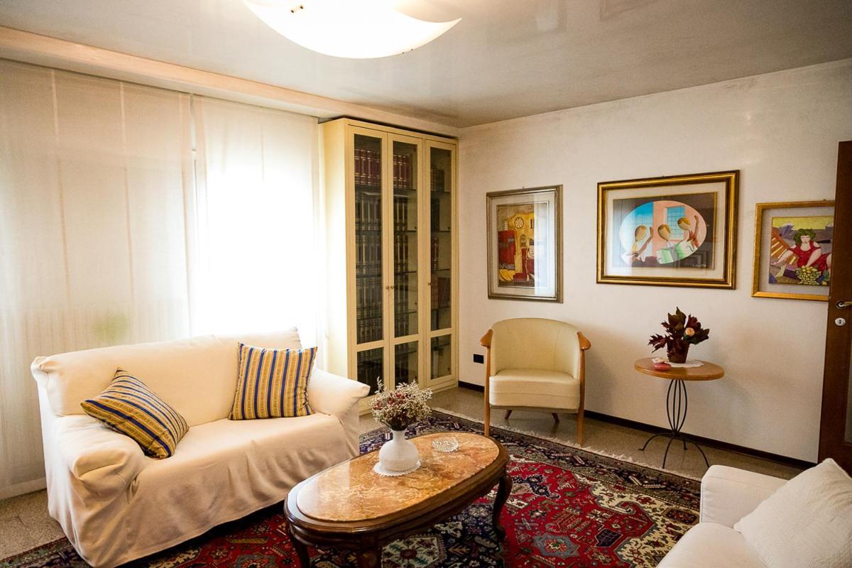 B&B Ca Dea Calle Vallà Εξωτερικό φωτογραφία